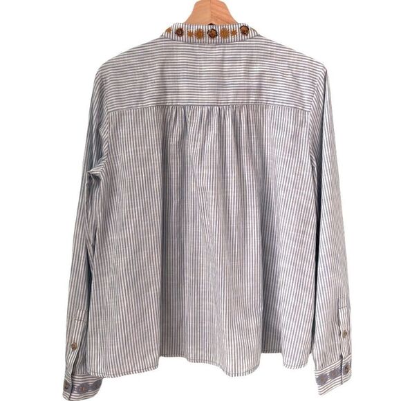 Anthropologie Pilcro Front Button Floral Embroidered Long Sleeve Top in Size XS - Picture 2 of 9